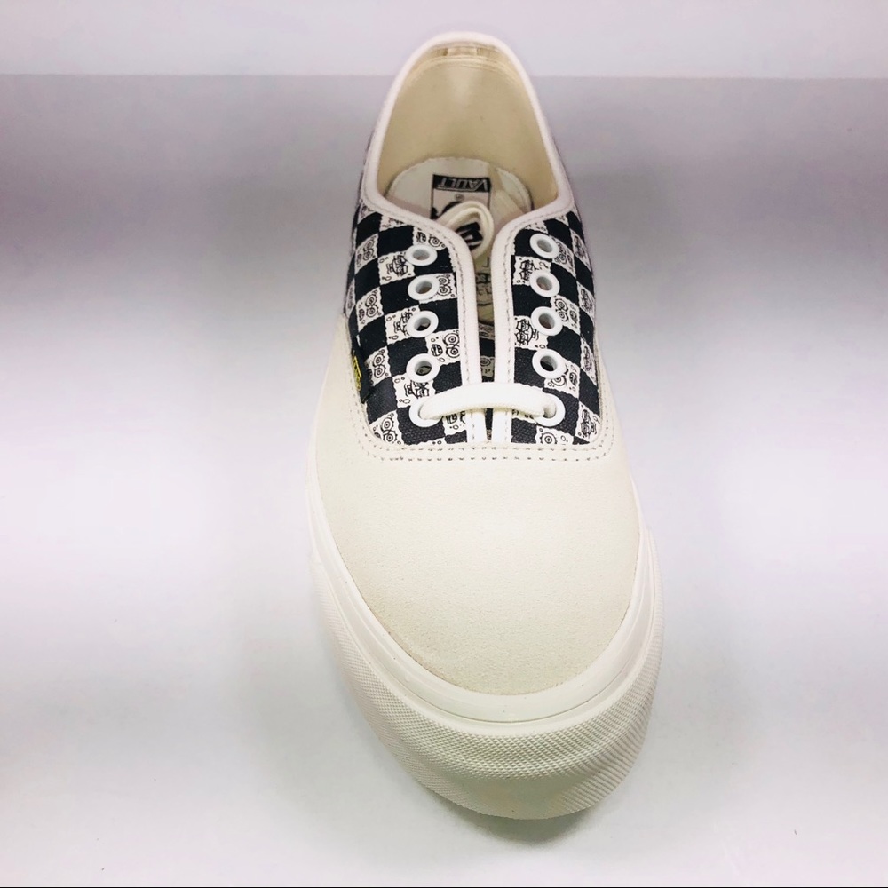 Vans Authentic LX Spongebob Beige & Black Sneakers - Picture 3 of 8